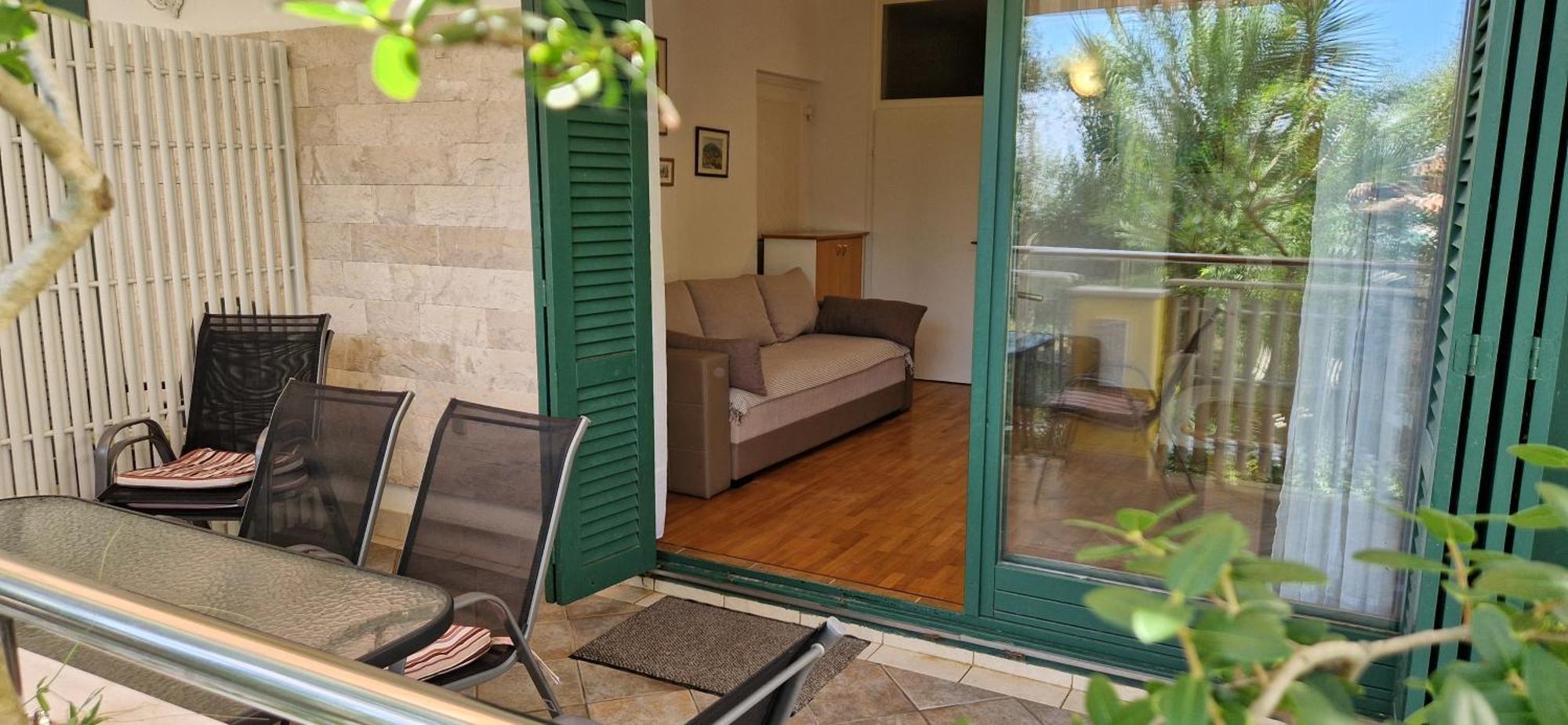 Apartments Villa Eden Preko Exterior photo